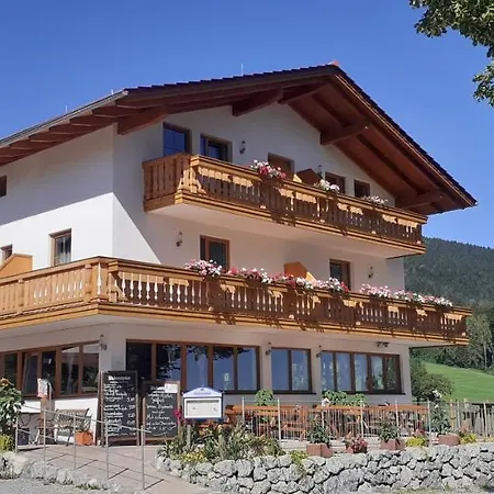 Berggasthaus Kraxenberger 3*